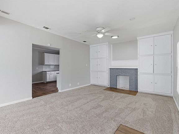 2nd image of 814 N Walnut St