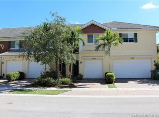 7734 Paddock Pl, Fort Lauderdale, FL 33328