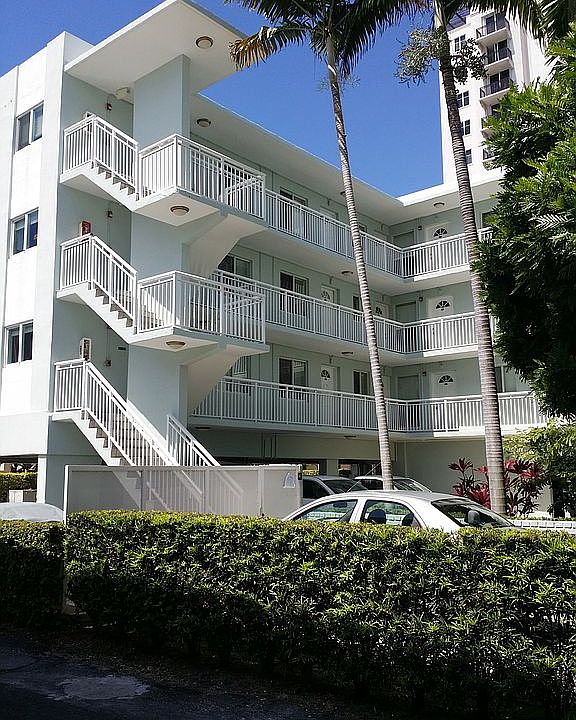 1st image of 290 Navarre Ave APT 402