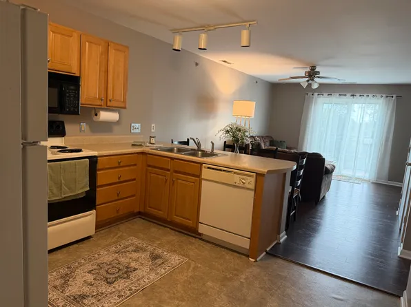 1366 Hunters Rd APT J, Harrisonburg, VA 22801