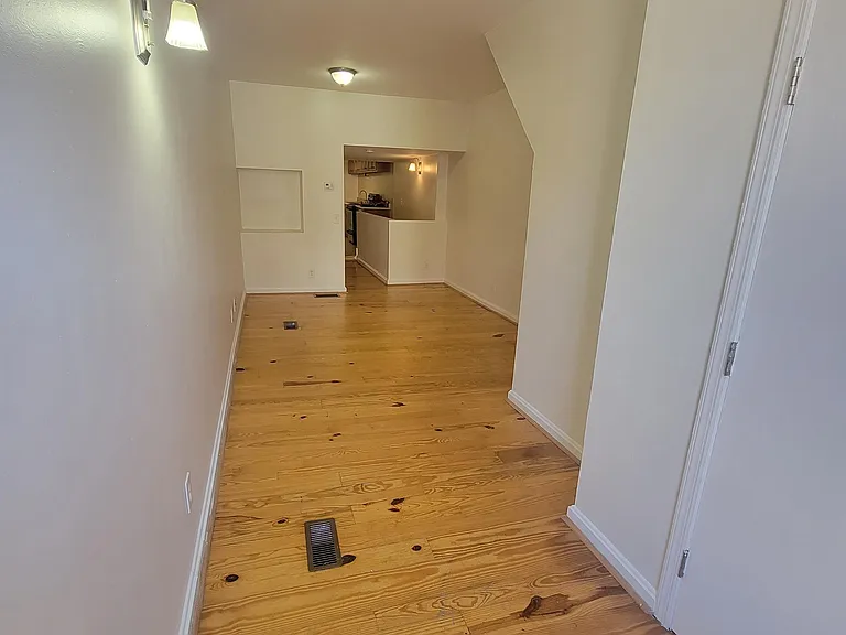 231 S Wolfe St #1 — Photo 8