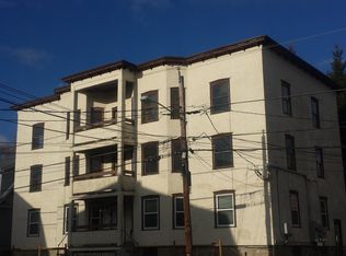 25 Roberts St APT 4, Woonsocket, RI 02895