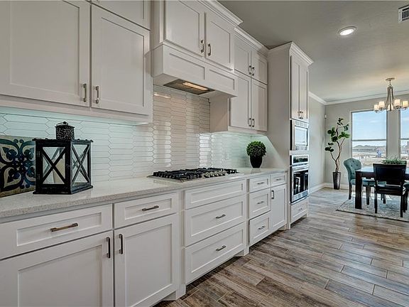 4th image of 9008 NW 144th St