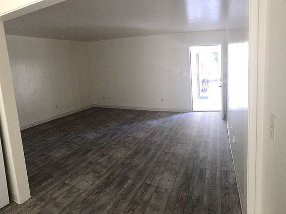 5th image of 4953 Trojan Ave APT E