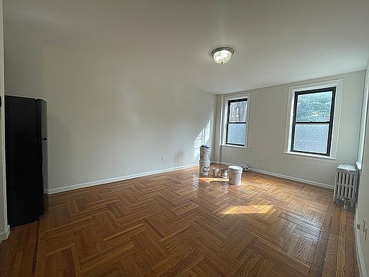 4th image of 47-60 39th Pl #Gg