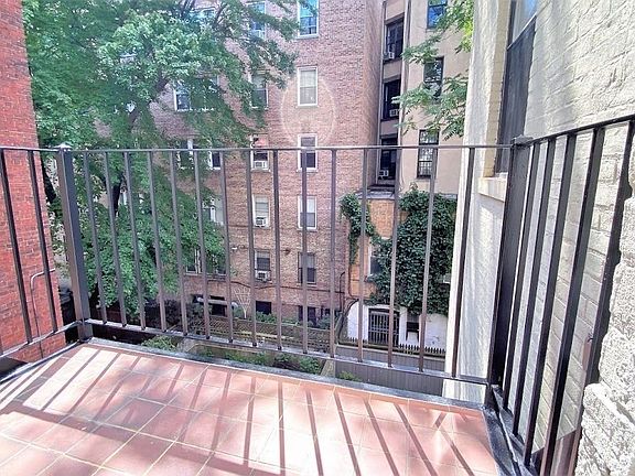 2nd image of 130 W 75th St Floor 2