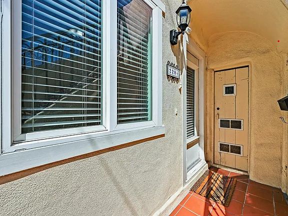 3rd image of 228 Clipper St #1/2