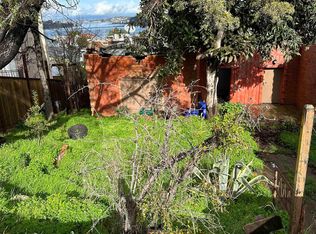 232 Kendall Ave, Crockett, CA 94525