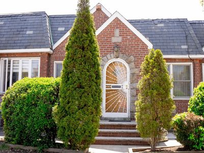 85-10 Dumont Avenue, Ozone Park, NY, 11417