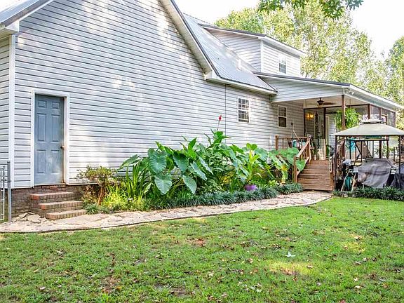 5th image of 242 Parkway Dr