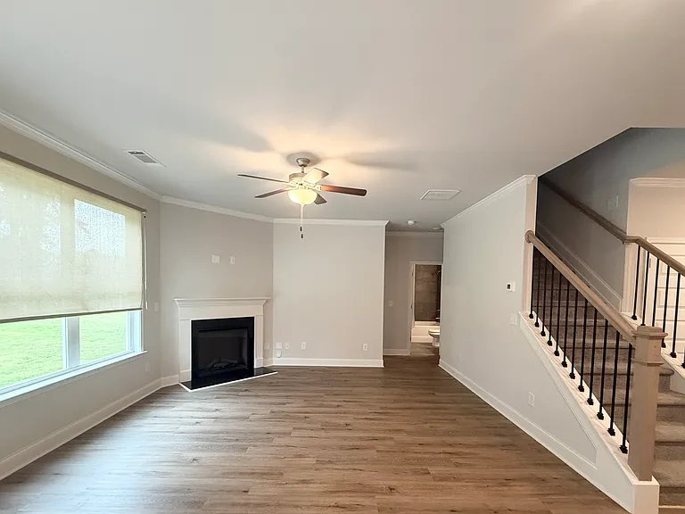 7316 Rocklin Ln — Photo 3