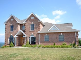 8224 River Course Dr, Radford, VA 24141