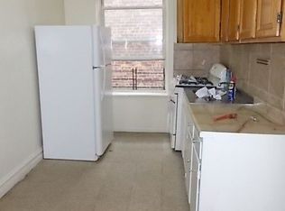 303 Crown St APT 3, Brooklyn, NY 11225