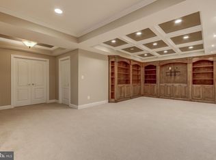 8377 Pedigrue Ct, Gainesville, VA 20155