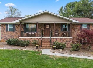 2404 Cunningham Rd, Knoxville, TN 37918