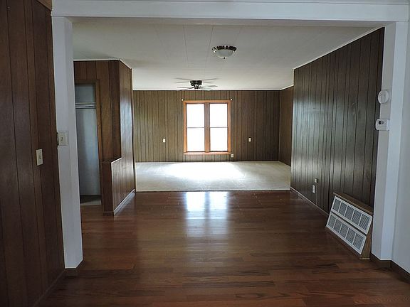 Dinning to Living room