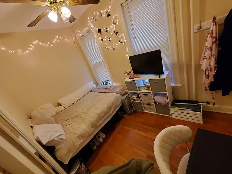 534 Yates St #B — Photo 12