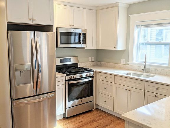 4th image of 1 Warner St #1