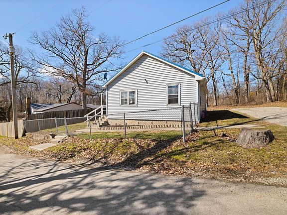 2nd image of 13156 Schubert St
