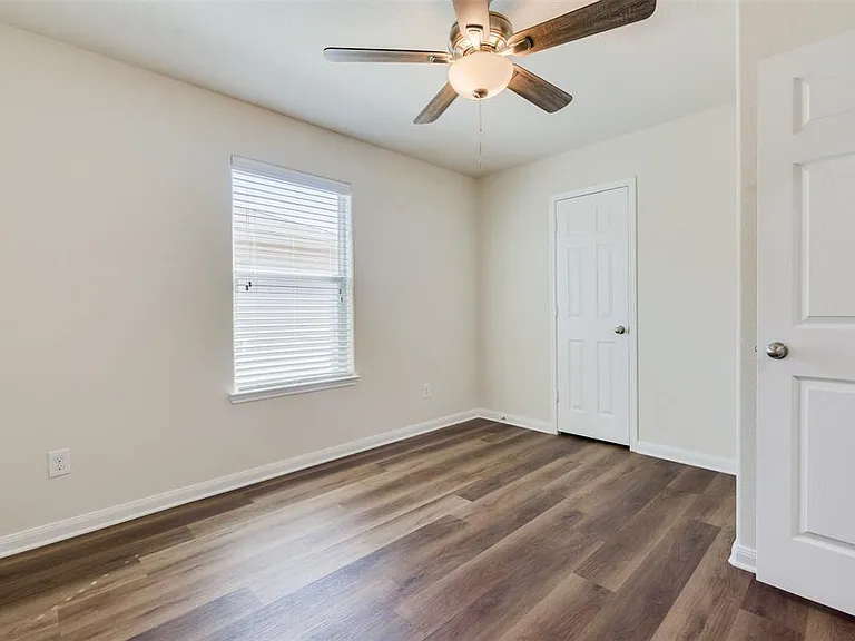 26918 Graybill Ct — Photo 21