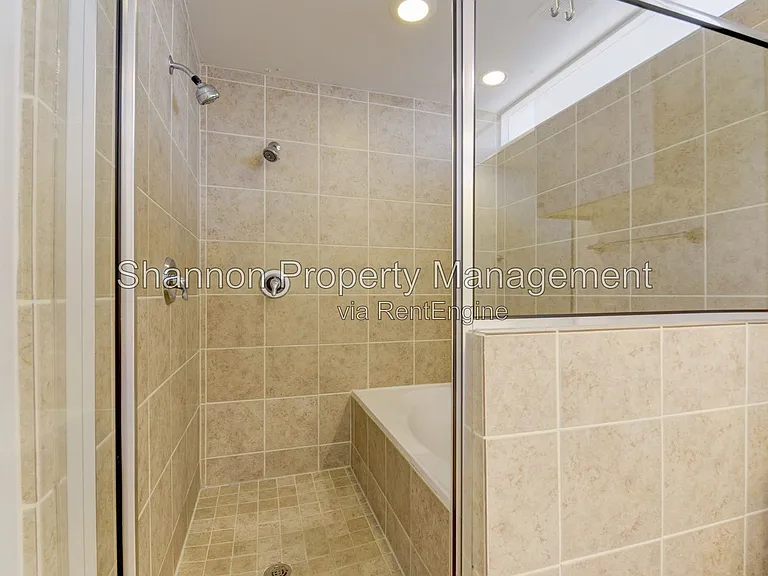 1211 Arthur St — Photo 16