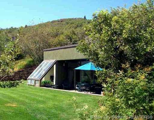 1st image of 8973 N Cove Dr