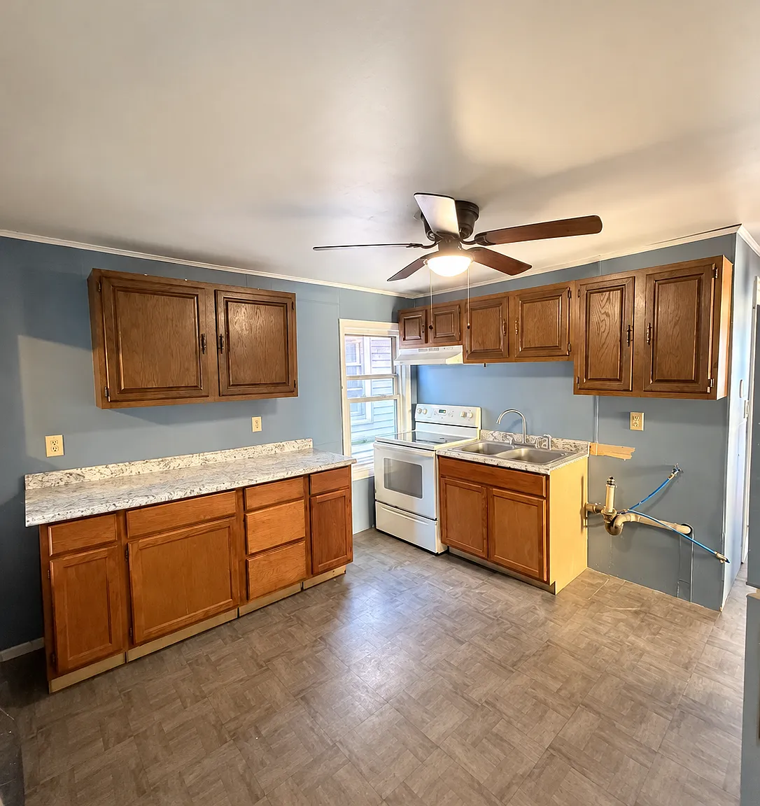 2 bed, 900 sqft, $1,290 — Photo 3