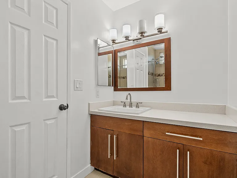 1450 Harvard St #3 — Photo 10