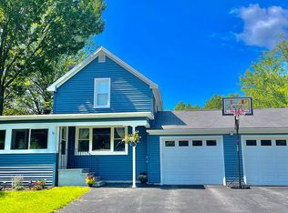 14 Maple Point, Auburn, ME 04210
