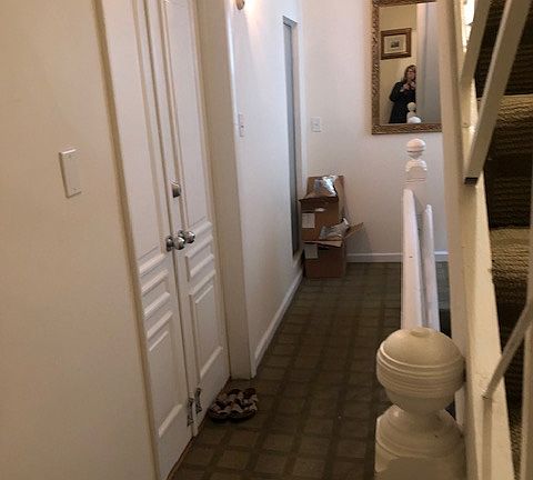 2nd floor apartment, there is one apartment on each floor, you can see the steps leading up to the 3rd floor apartment to the left of the double door 2nd floor apartment.