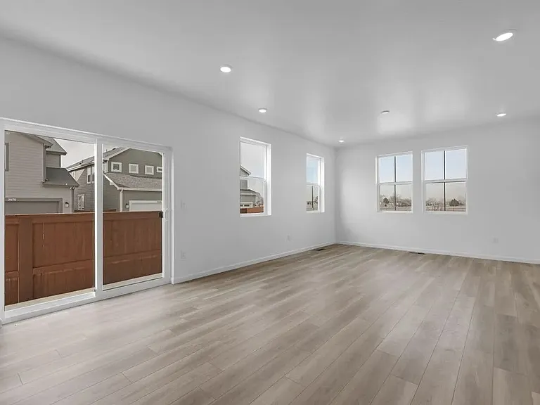 1177 Prospect Aly — Photo 19