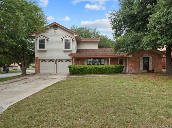 5735 CHARLIE CHAN DR, San Antonio, TX 78240