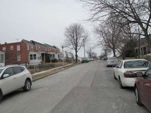 5th image of 3663 Greenvale Rd