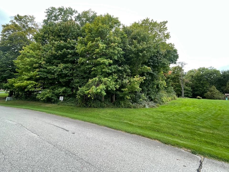 1st image of 820 Hunter Dr