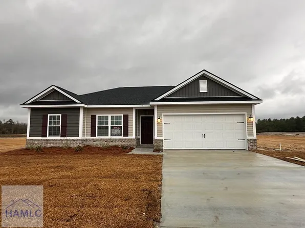 178 Deerfield Dr NE, Ludowici, GA 31316