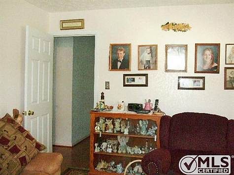 3rd image of 600 Cadillac Ln