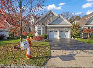 39 Forsgate Way, Lakewood, NJ 08701