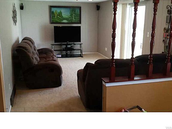 5th image of 36 E Bihrwood Dr