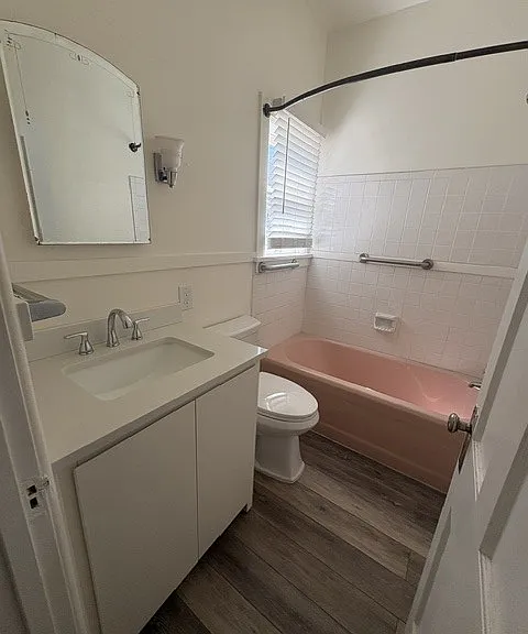 415 N Cascade Ave #4 — Photo 3
