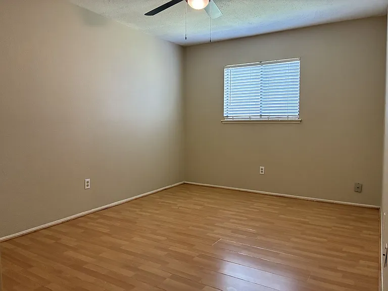 2715 Kingfisher Dr — Photo 15