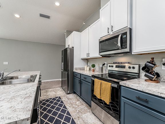 2nd image of 4311 Eskew Dr