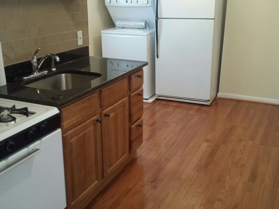 1st image of 2437 Grays Ferry Ave
