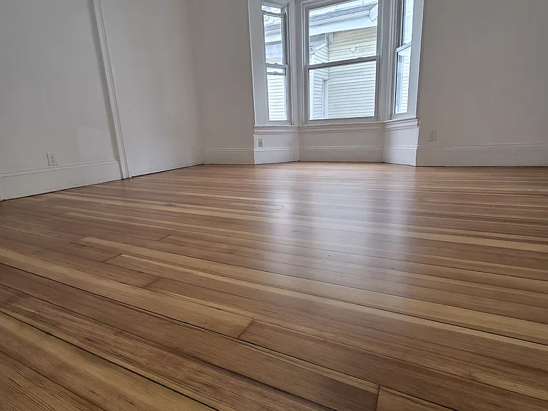 56 Pinckney St #4 — Photo 10
