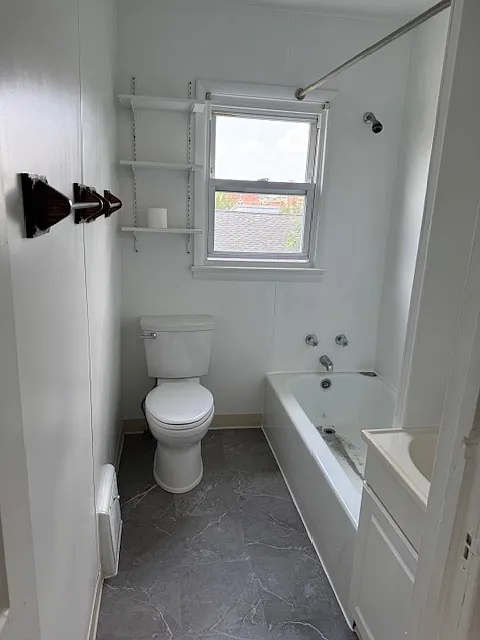 2 bed, 1024 sqft, $875 — Photo 3