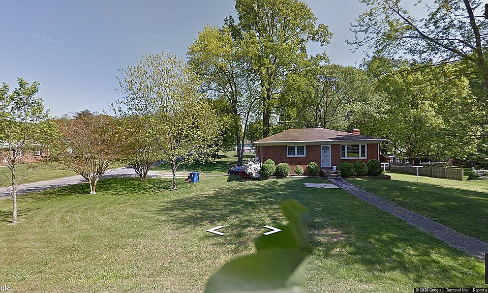 1st image of 2918 Myrtle St
