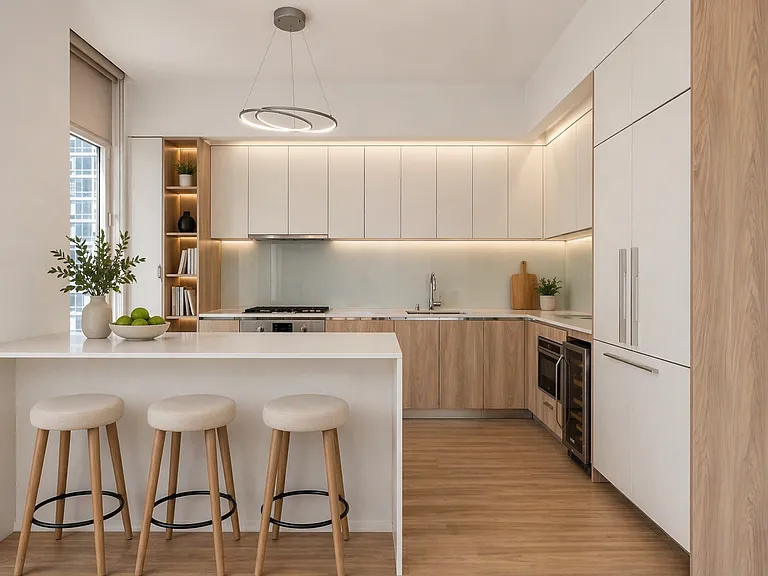 555 W 43rd St #Penthouse 1 — Photo 4