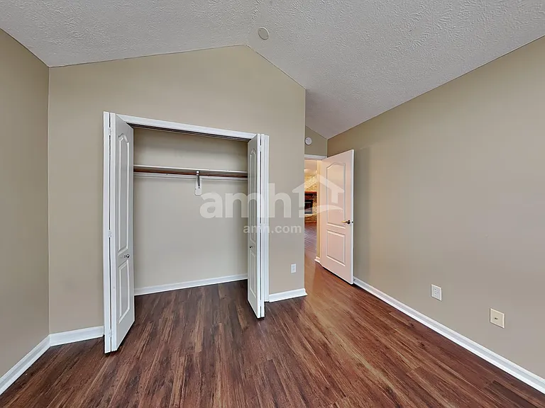 138 Bumblebee Ct — Photo 16