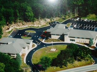 68 Ricker Rd, Kinnelon, NJ 07405