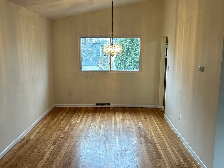 11 Debra Ln — Photo 8