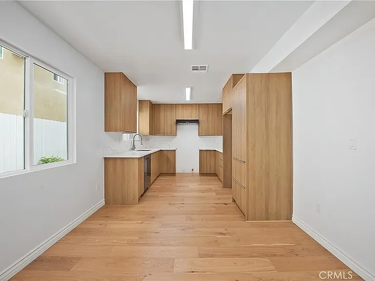 8839 Cedros Ave #2 — Photo 14